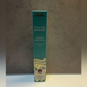 Grande Cosmetics Rich black Mascara